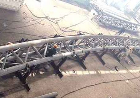 依兰多功能体育馆案例